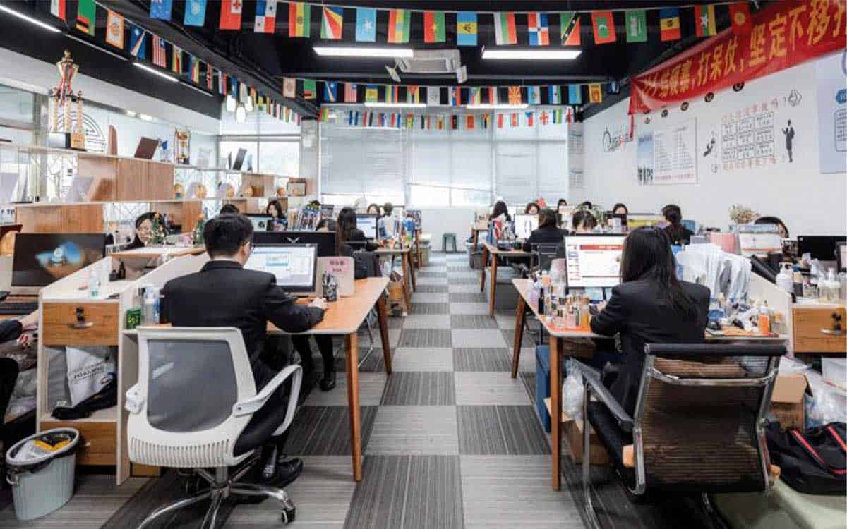 Business service team