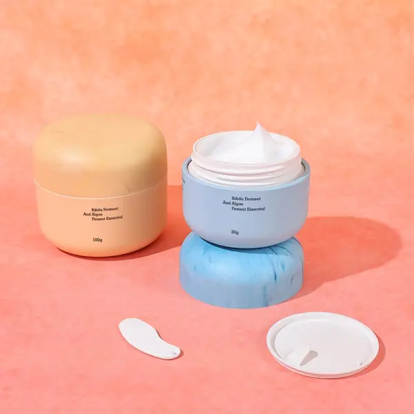 Calcium Carbonate (CaCO3) material jar