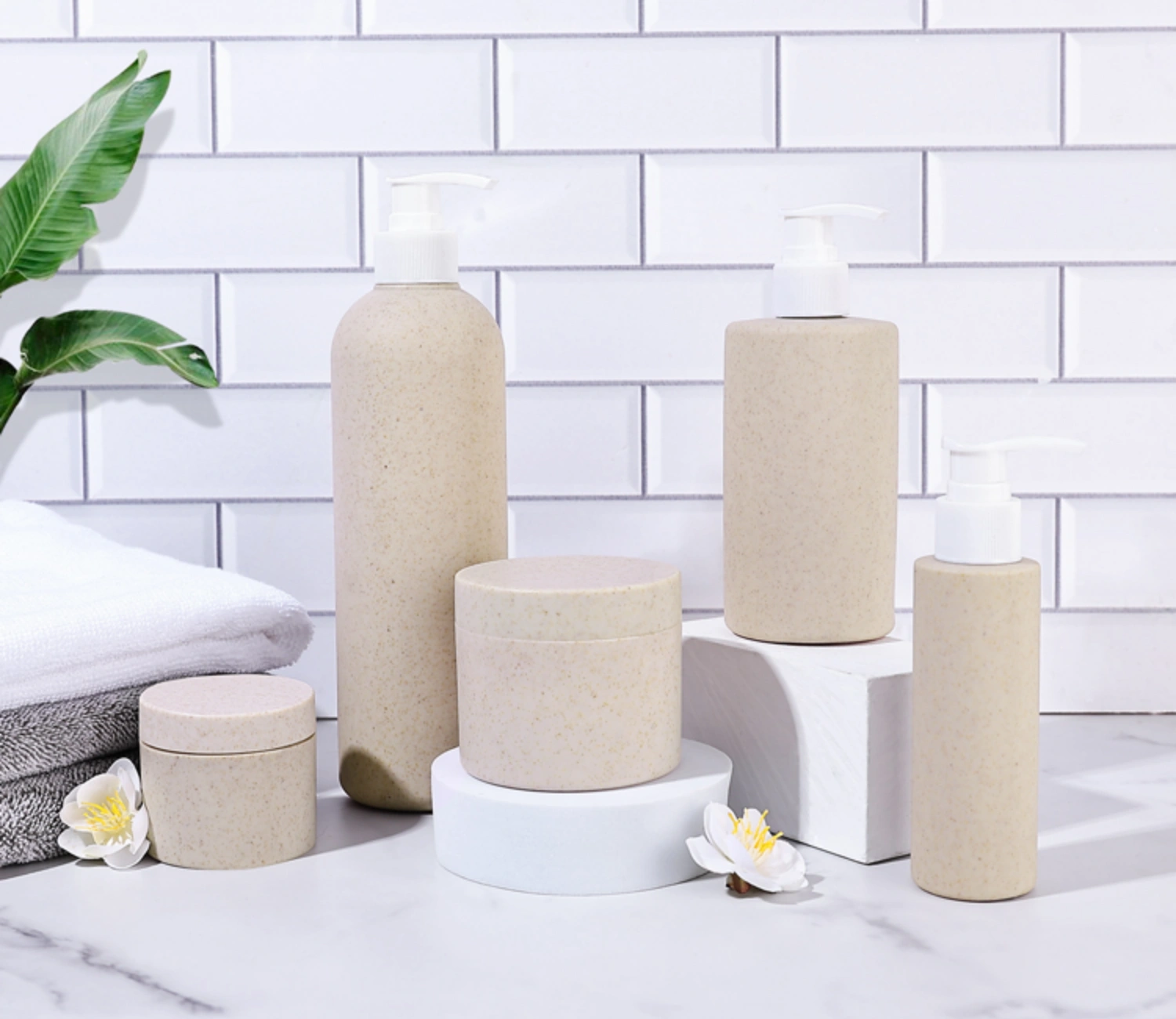 cosmetic bottle manufacturers