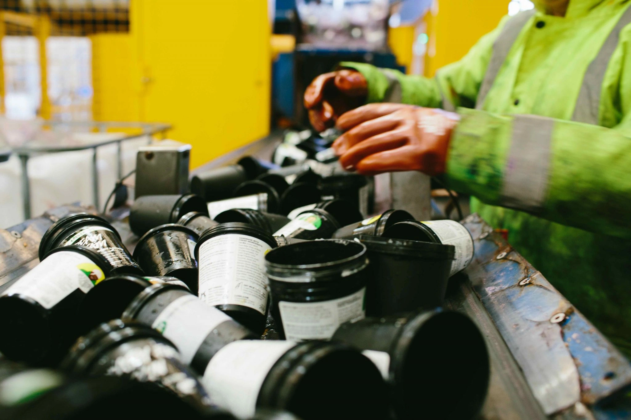 Lush Packaging for Reuse and Return
